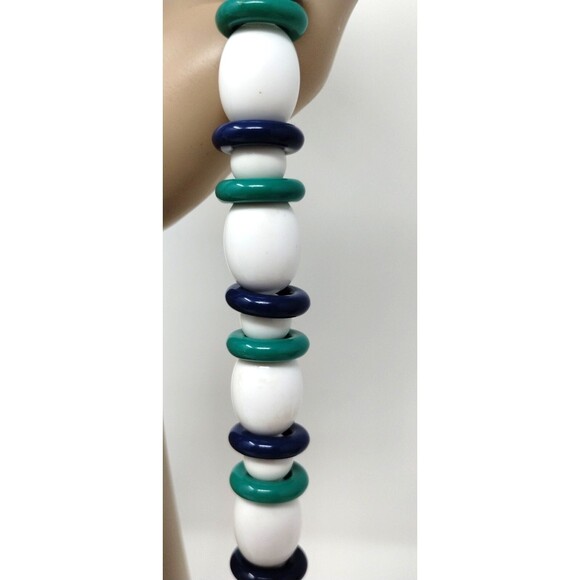 VTG Signed Napier Necklace White Blue Green Bead Mixed Shape Acrylic 18" Retro - Picture 5 of 6